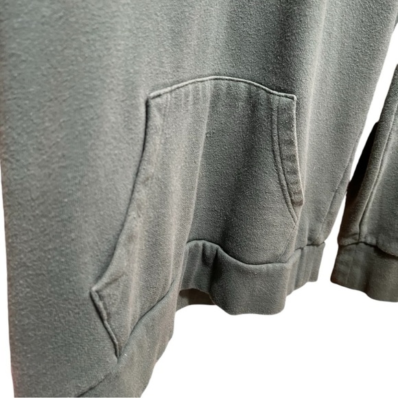 Women’s Medium Green Bay Packers V-Neck Majestic Hoodie Sweatshirt - Picture 3 of 6